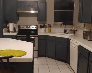 6307 Johnson Lane - Photo Thumbnail 4