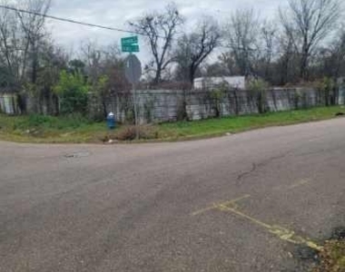 4515 Hull Street - Photo Thumbnail 11