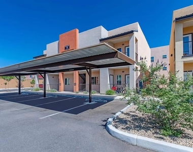 11050 Montana Ave - Photo Thumbnail 4