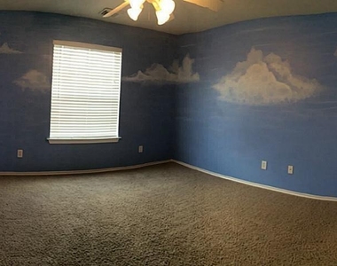2527 Liza Court - Photo Thumbnail 13