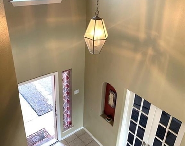 2527 Liza Court - Photo Thumbnail 2
