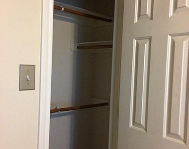 2527 Liza Court - Photo Thumbnail 15