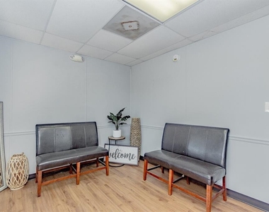3373 E Highway 6 - Photo Thumbnail 11