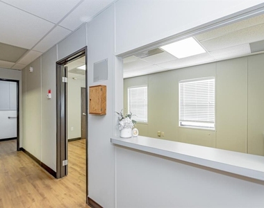 3373 E Highway 6 - Photo Thumbnail 8