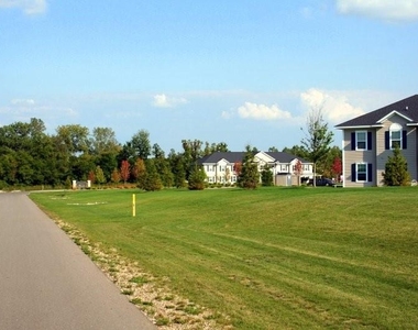 8770 Cobblestone Rd - Photo Thumbnail 8