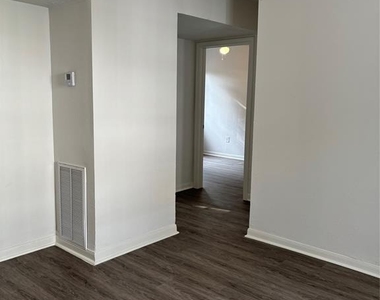 4714 Ward Street - Photo Thumbnail 9