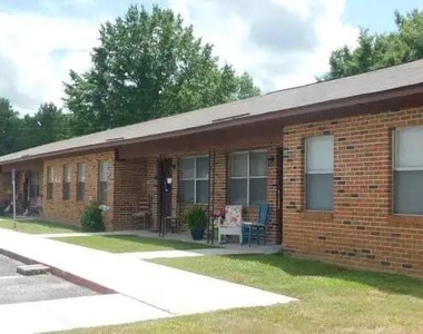 304 Julia Circle - Photo Thumbnail 1