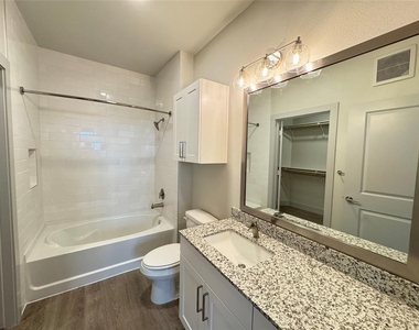 29600 Ronald Reagan Blvd - Photo Thumbnail 6