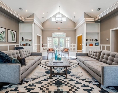 2900 Laurel Ridge Way - Photo Thumbnail 7
