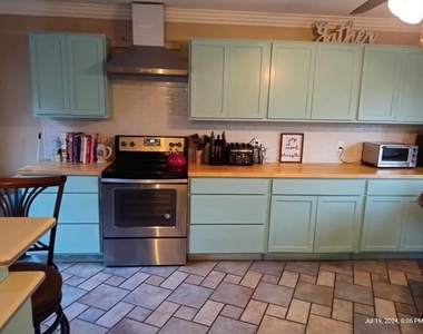16610 Gull Court - Photo Thumbnail 27