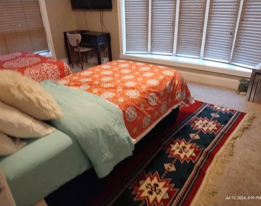 16610 Gull Court - Photo Thumbnail 18