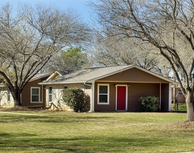 1200 E Frio Street - Photo Thumbnail 7