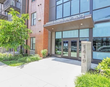 1419 Rosa L Parks Blvd - Photo Thumbnail 5
