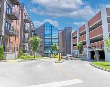 1419 Rosa L Parks Blvd - Photo Thumbnail 2