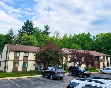 200 N 8th St - Photo Thumbnail 1