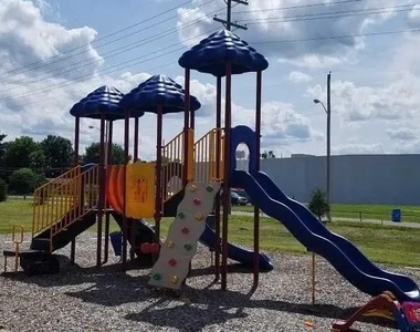 15 N Orchard Ln - Photo Thumbnail 6