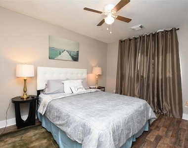 812 Dragonfly Drive - Photo Thumbnail 12