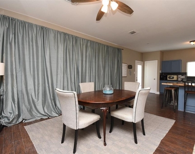 812 Dragonfly Drive - Photo Thumbnail 18