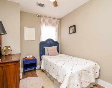 812 Dragonfly Drive - Photo Thumbnail 10