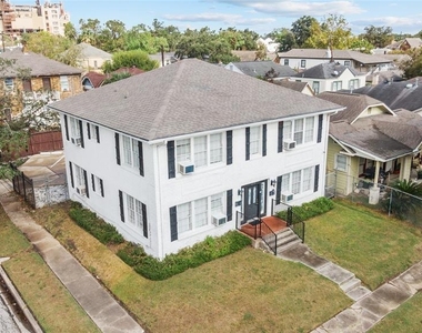 3901 Dallas Street - Photo Thumbnail 2
