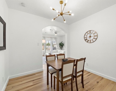 3901 Dallas Street - Photo Thumbnail 10