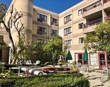 5100 Overland Ave - Photo Thumbnail 1
