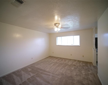 12618 Bexley Drive - Photo Thumbnail 15