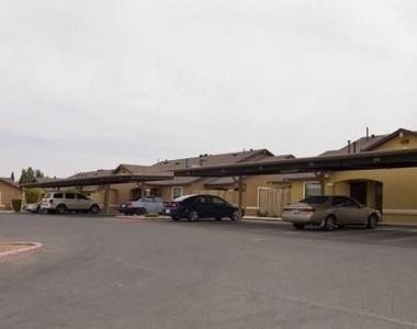 8410 Tigris Drive - Photo Thumbnail 3
