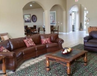 8410 Tigris Drive - Photo Thumbnail 4