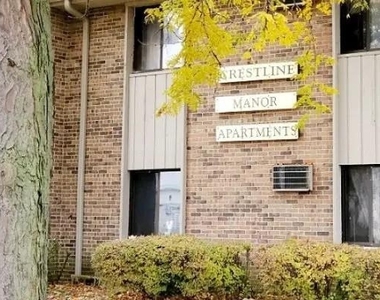 295 W Bucyrus St - Photo Thumbnail 4