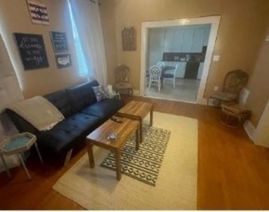 110 Carolyn Street - Photo Thumbnail 7