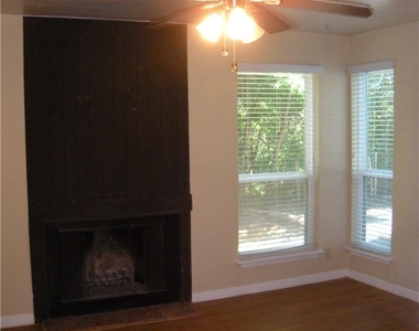 1000 W 26th St - Photo Thumbnail 2