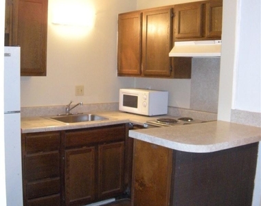 1000 W 26th St - Photo Thumbnail 7