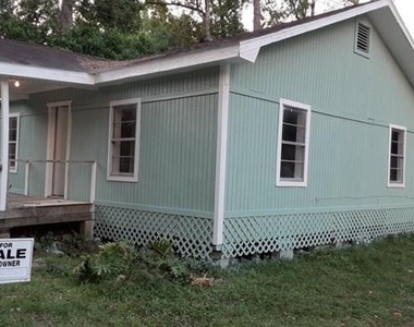695 Grimes Avenue - Photo Thumbnail 3