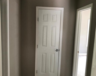 695 Grimes Avenue - Photo Thumbnail 26