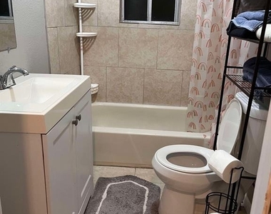 695 Grimes Avenue - Photo Thumbnail 20
