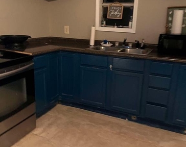695 Grimes Avenue - Photo Thumbnail 18