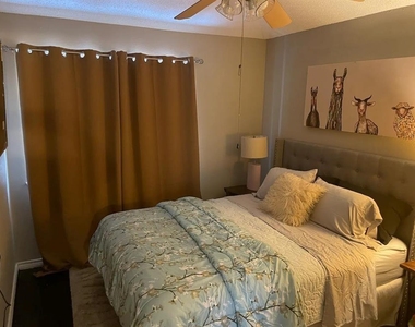 5631 Fawn Trail Lane - Photo Thumbnail 8