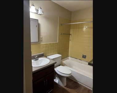 801 Wildcat Dr - Photo Thumbnail 7