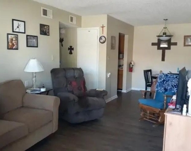 801 Wildcat Dr - Photo Thumbnail 6