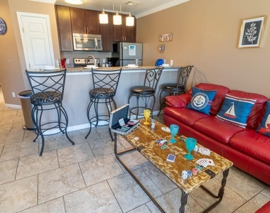 9520 Seawall Boulevard - Photo Thumbnail 5
