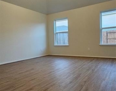 21258 Catalina Palm Drive - Photo Thumbnail 13