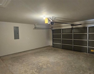21258 Catalina Palm Drive - Photo Thumbnail 4