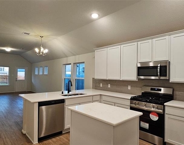 21258 Catalina Palm Drive - Photo Thumbnail 5