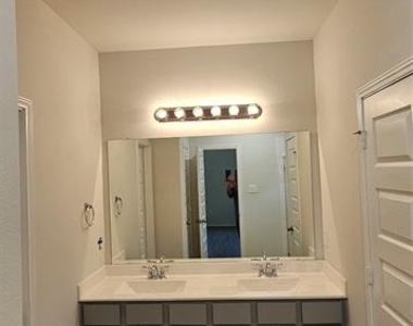 21258 Catalina Palm Drive - Photo Thumbnail 9