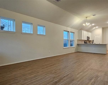 21258 Catalina Palm Drive - Photo Thumbnail 6