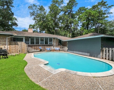21722 Forest Glade Drive - Photo Thumbnail 33