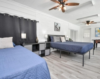 21722 Forest Glade Drive - Photo Thumbnail 26