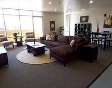 816 S Carondelet St - Photo Thumbnail 5