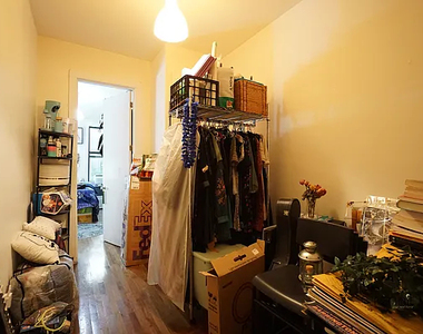 314 Jefferson Street - Photo Thumbnail 4